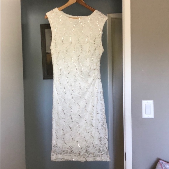 R & M Richards Dresses & Skirts - Gorgeous Ivory & Gold sequins lace lined dress